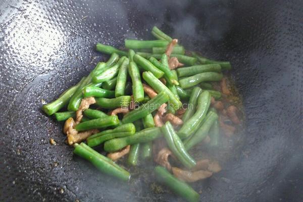 豆角肉丝焖面的做法图解6