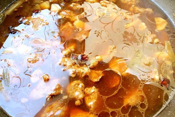 梅花肉烧蒜苔粉条的做法图解10