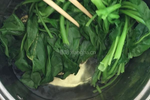 清炒菠菜的做法图解2
