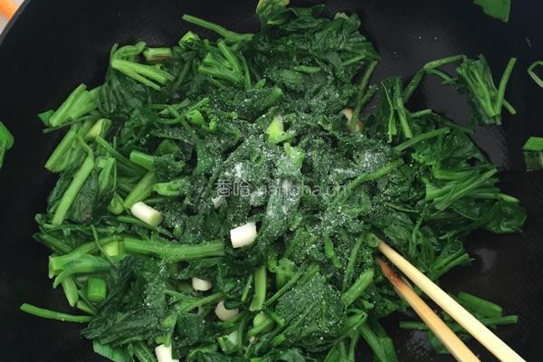 清炒菠菜的做法图解5