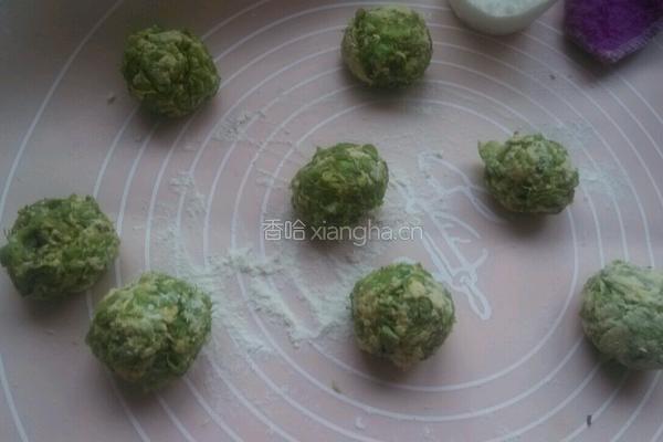 榆钱窝窝头的做法图解5