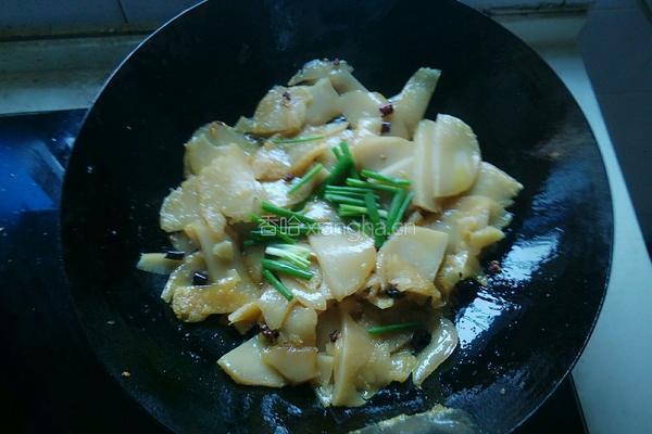 炒灰水粑（地方特色菜）的做法图解7