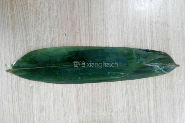 五彩糯米粽的做法图解2