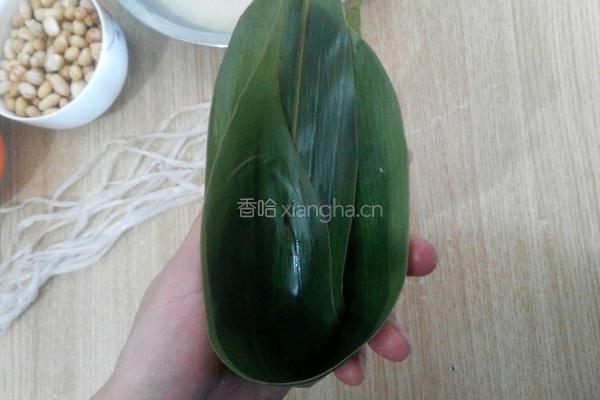 五彩糯米粽的做法图解6