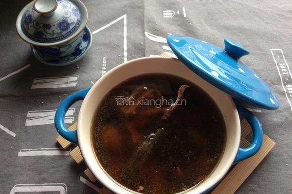 蘑菇鸡汤的做法图解3