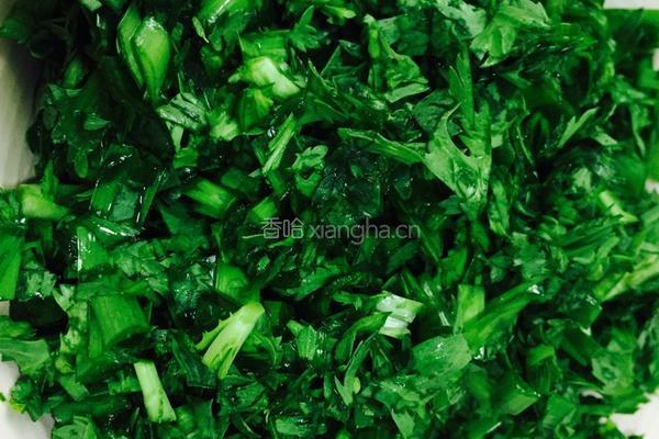 茼蒿韭菜丸子的做法图解3