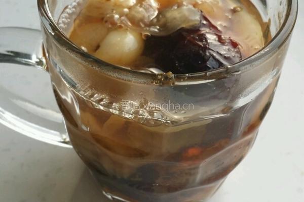 雪梨银耳羹的做法图解5