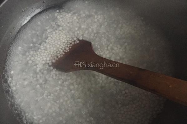 椰汁芒果西米露的做法图解1