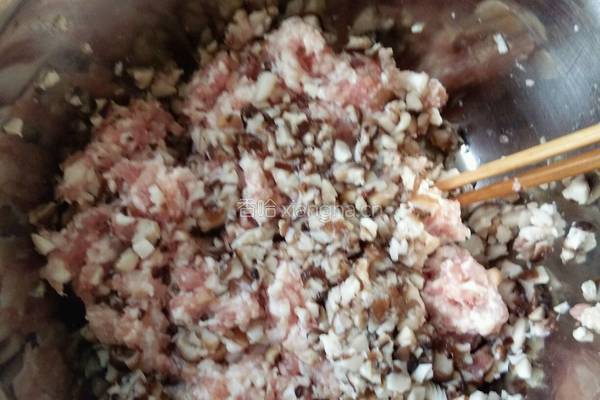 香菇猪肉大包的做法图解3