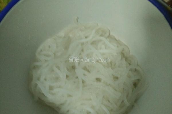 酸汤羊肉的做法图解2