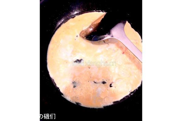 辣椒炒鸡蛋的做法图解4