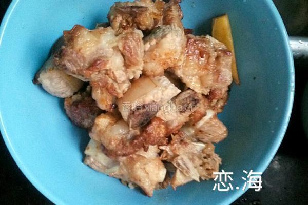 风味腐竹酥排骨的做法图解5