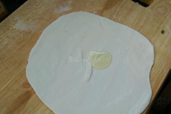 葱油手抓饼的做法图解3