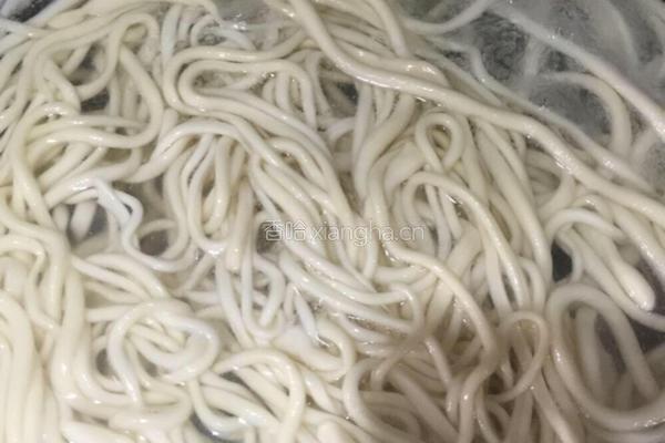 扯面〈棍棍面 油泼面〉的做法图解7