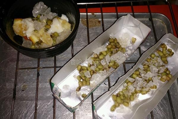 橙香绿豆花椰奶布丁的做法图解1
