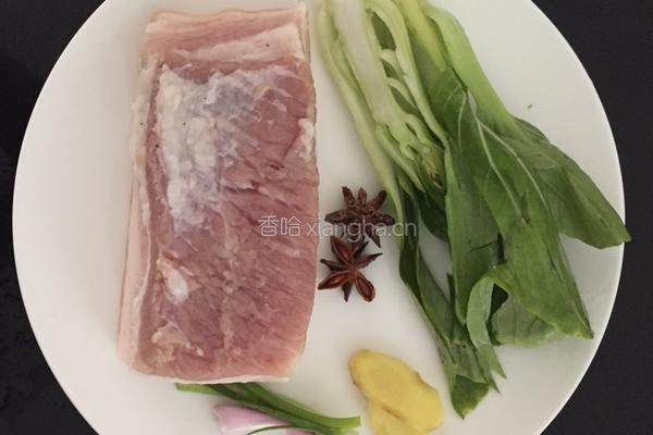 梅菜扣肉的做法图解1