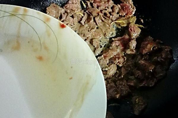 甜椒炒牛肉的做法图解8