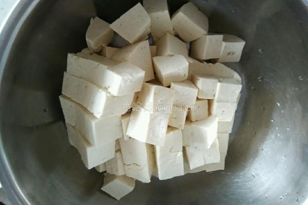 时蔬豆腐的做法图解1