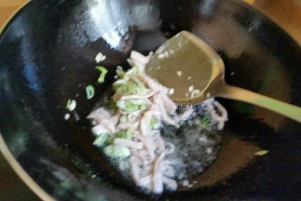 肉丝黄花菜的做法图解7