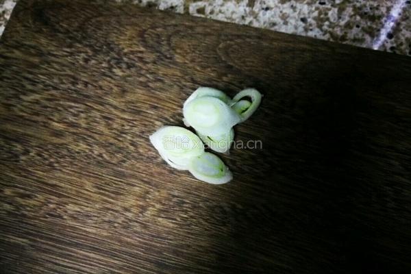 菠菜炝锅面的做法图解2