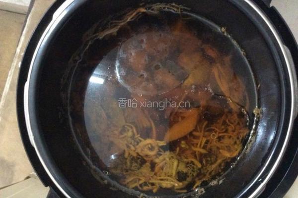虫草花煲鸡汤的做法图解5