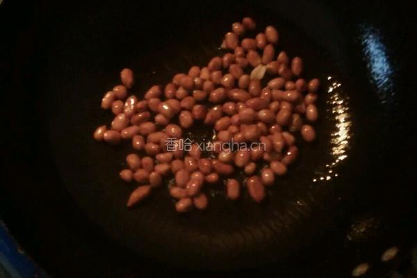 自制花生米的做法图解3