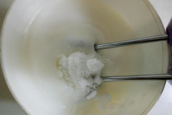 自制草莓卷的做法图解3
