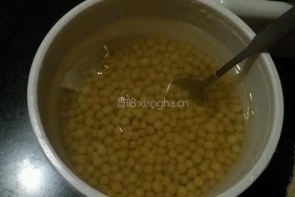 椒盐黄豆的做法图解1