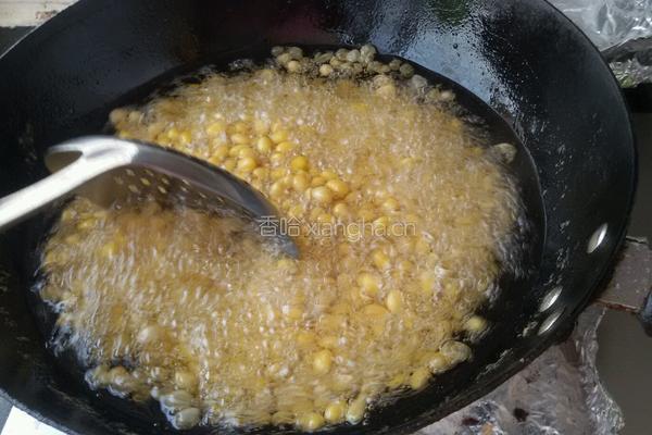 椒盐黄豆的做法图解5