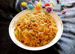 肉末腰果捞粉丝