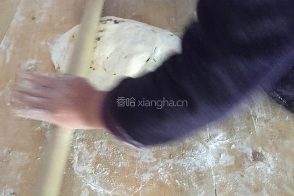 腊肉小葱千层饼的做法图解6