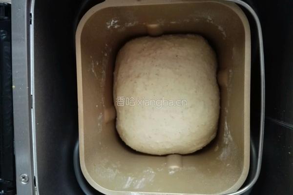 (冷藏汤种)豆沙蜜豆双拼薏仁土司的做法图解5