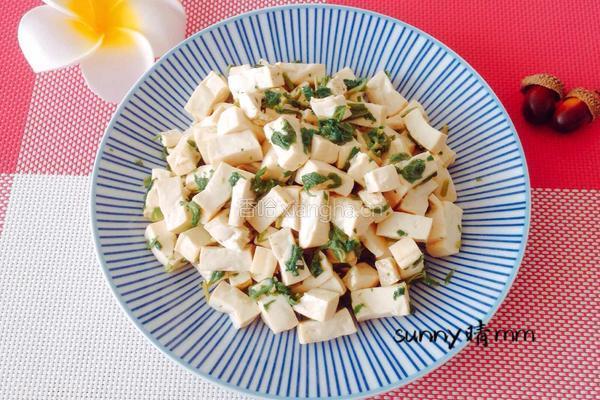 香椿芽拌豆腐的做法图解11