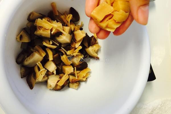 排骨干贝干蚝粥的做法图解4