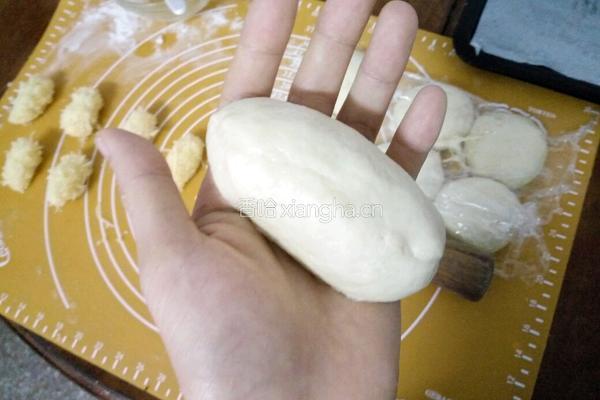 椰蓉雞尾包的做法图解12