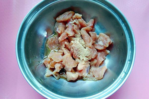 菠萝咕噜肉的做法图解5