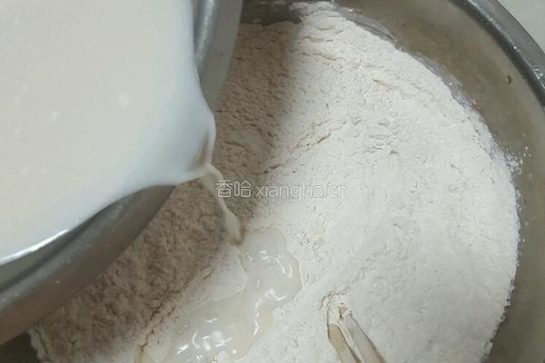 炸油条的做法图解4