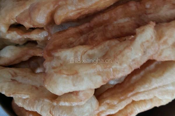 炸油条的做法图解10