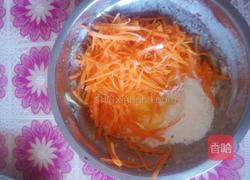 胡萝卜鸡蛋饼的做法图解3