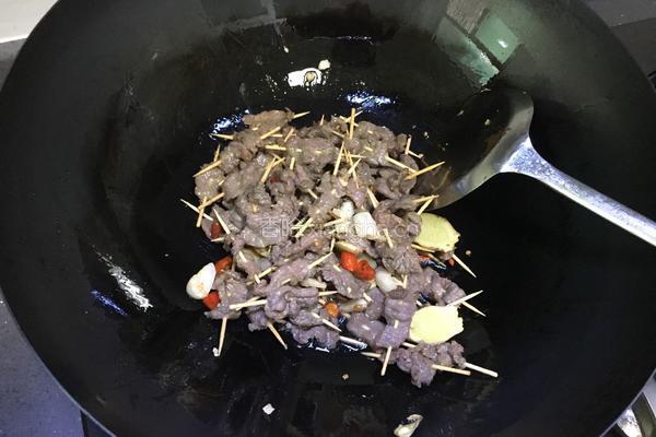 牙签牛肉的做法图解9
