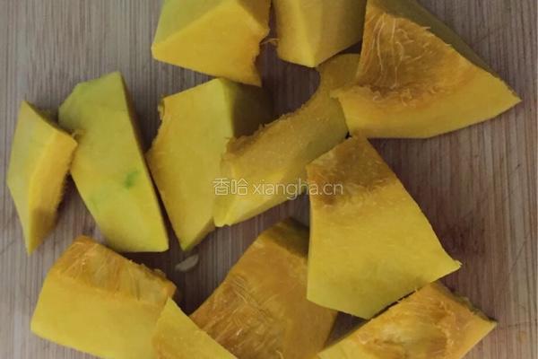 南瓜羹～豆浆机食谱的做法图解1