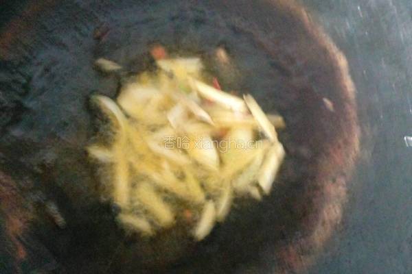 猪肉炖粉条的做法图解4