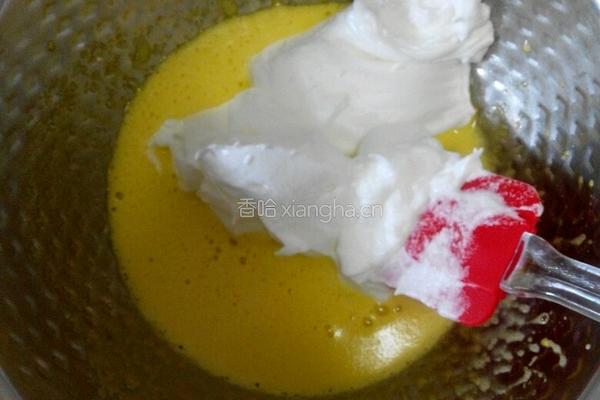 奶油黄桃蛋糕卷的做法图解10