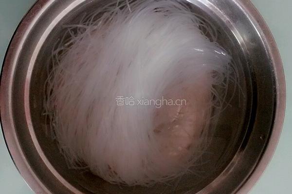 蒜蓉粉丝龙骨的做法图解2