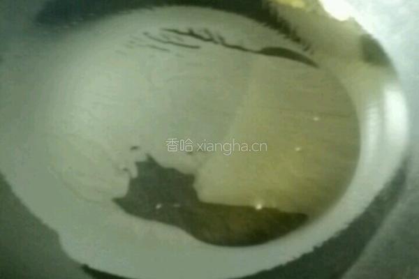 西兰花拌木耳的做法图解4