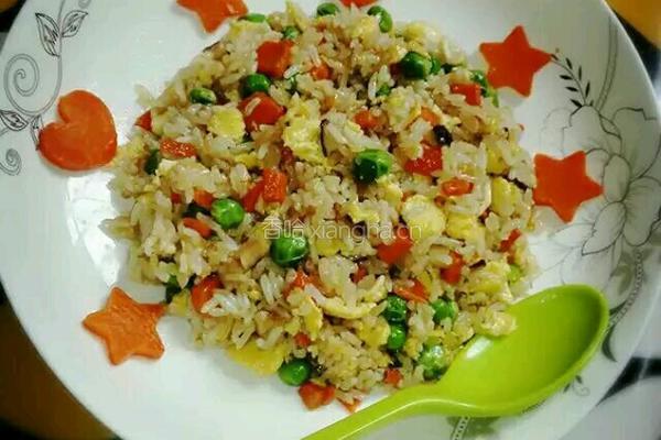胡萝卜香菇蛋炒饭的做法图解4
