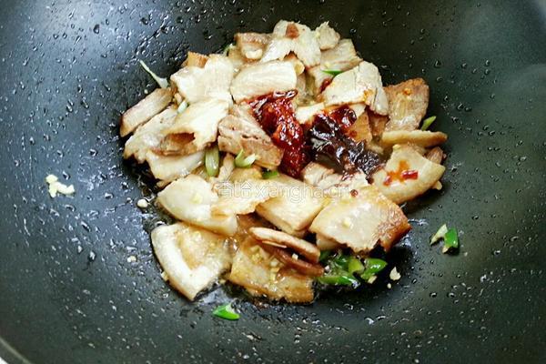 回锅肉的做法图解6