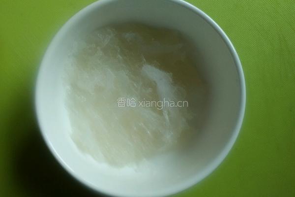 鸡蒸燕窝汤的做法图解2