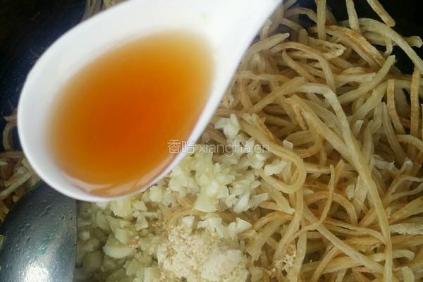 甘蓝焖饼的做法图解9