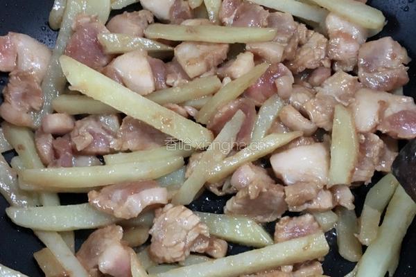 土豆炒肉的做法图解5